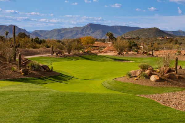 Golf Course Groundskeeping in Edmonds